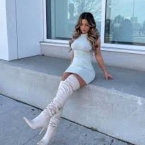 L'Academie off white textured sleeveless dress or white monogram-jacquard